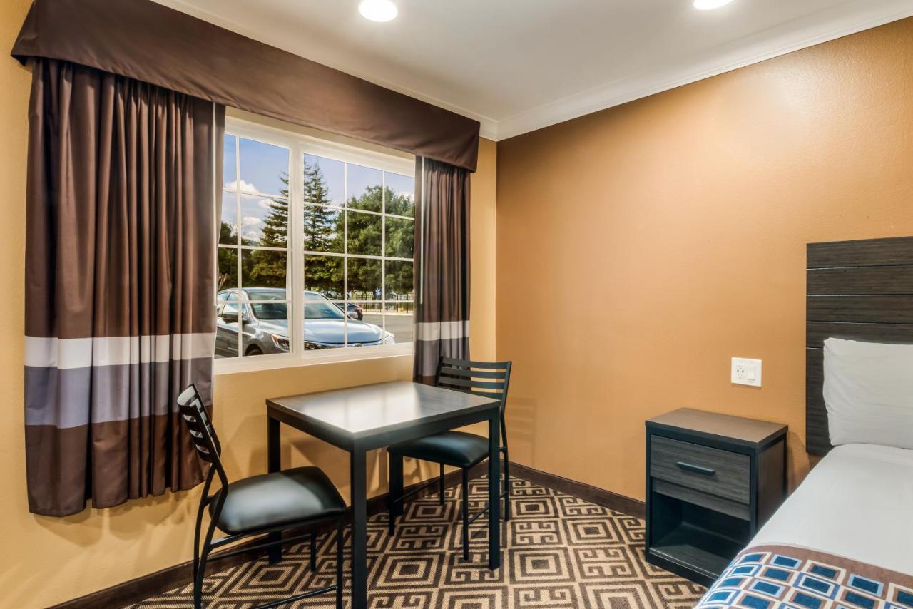 Americas Best Value Inn - Ukiah Extérieur photo